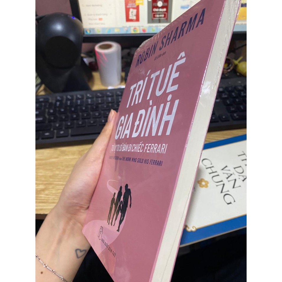 Sách - Trí Tuệ Gia Đình : Từ vị tu sĩ bán đi chiếc Ferrari ( NXB Trẻ )