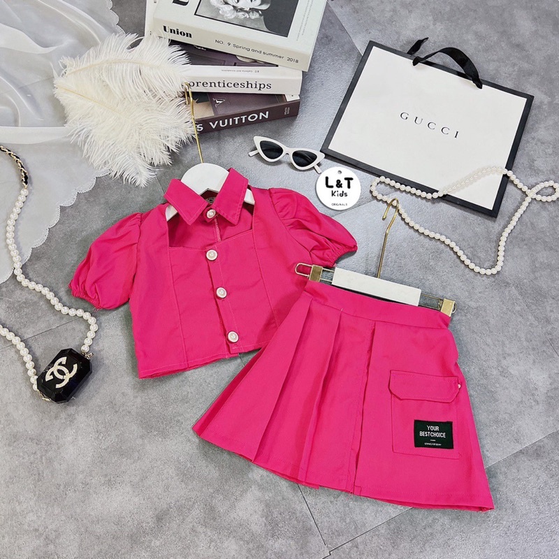 Set áo khoét ngực kèm cv xếp ly 4 màu cho bé gái.