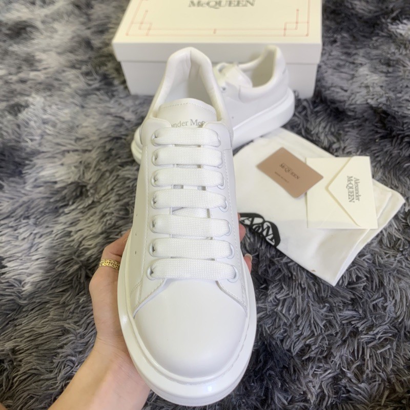 Giầy MCQueen Trăng 2020 China (ảnh thật + full box)