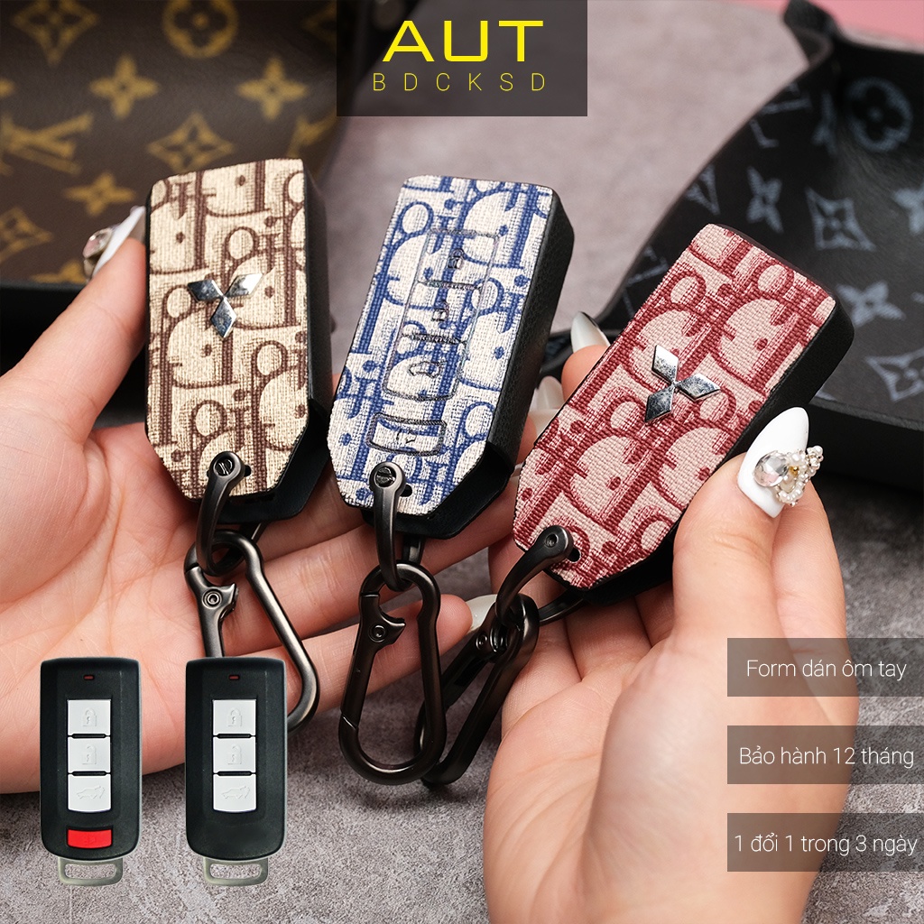 Bao da bảo vệ chìa khoá xe Mitsubishi Outlander Xpander Pajero Triton Dior handmade móc đen