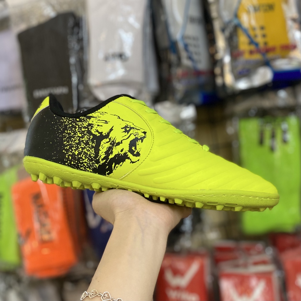 Giày Đá Bóng Nam Redleo Agile Chuối Đen, Giày Đá Banh Thể Thao Cỏ Nhân Tạo Nhẹ Mềm - 2EVSHOP