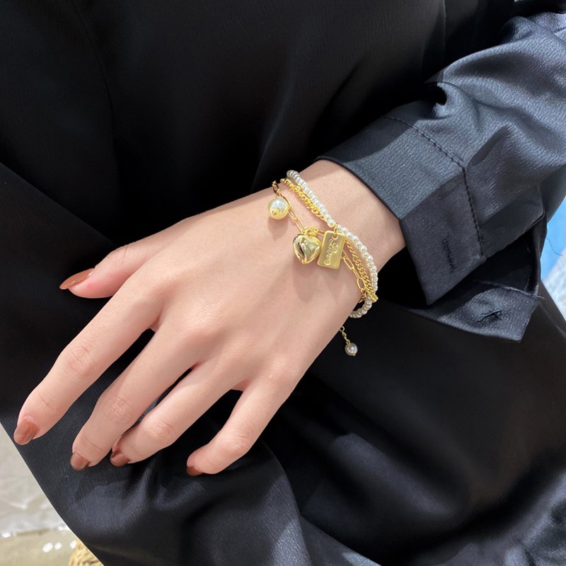 Vòng Tay Ngọc Trai Hai Lớp Đính Trái Tim C102