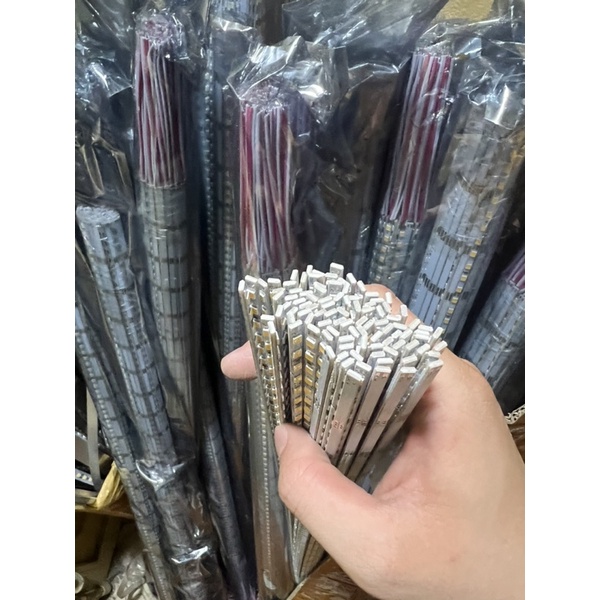 Led thanh 4mm tranh điện