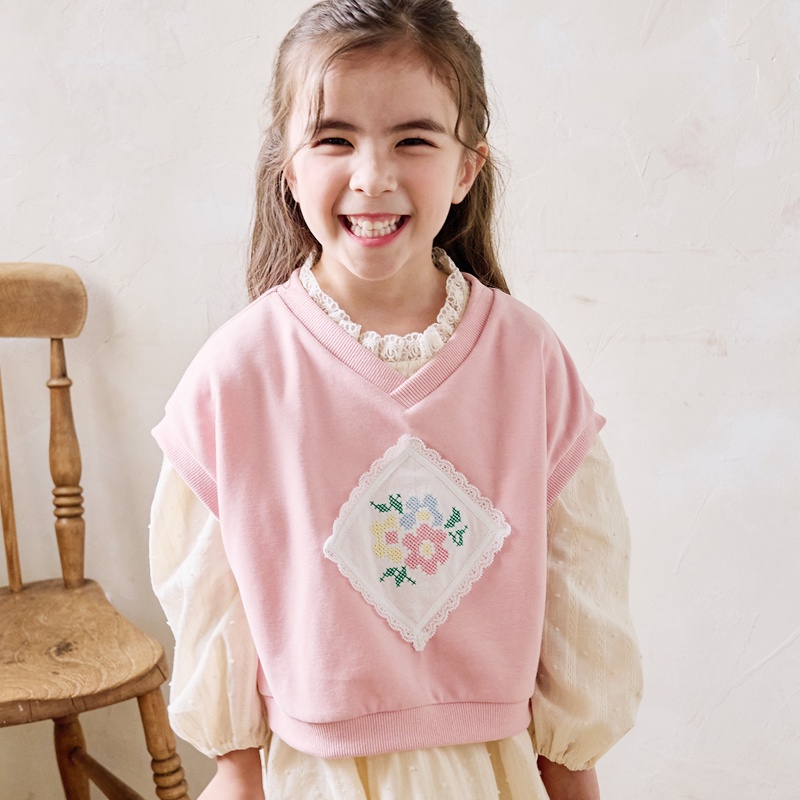 Áo gile Bebezoo bé gái 2 màu BEB3VS102