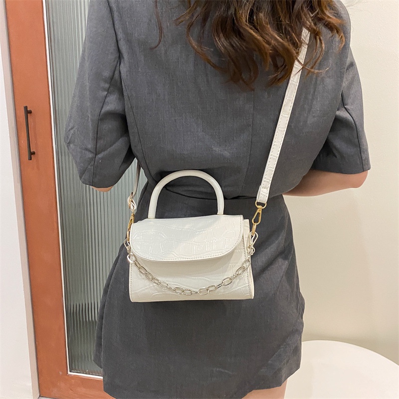 Túi Đeo Chéo Hình Vuông Nhỏ Thiết Kế Đơn Giản Kiểu Mới Phong Cách Cổ Điển 2022 Cho Nữ