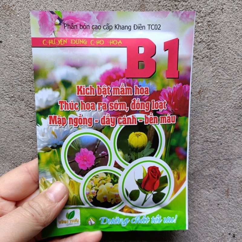 Phân bón hoa B1 - Chuyên dùng cho hoa cúc, hoa hồng, đào, lan gói 30g Longf1