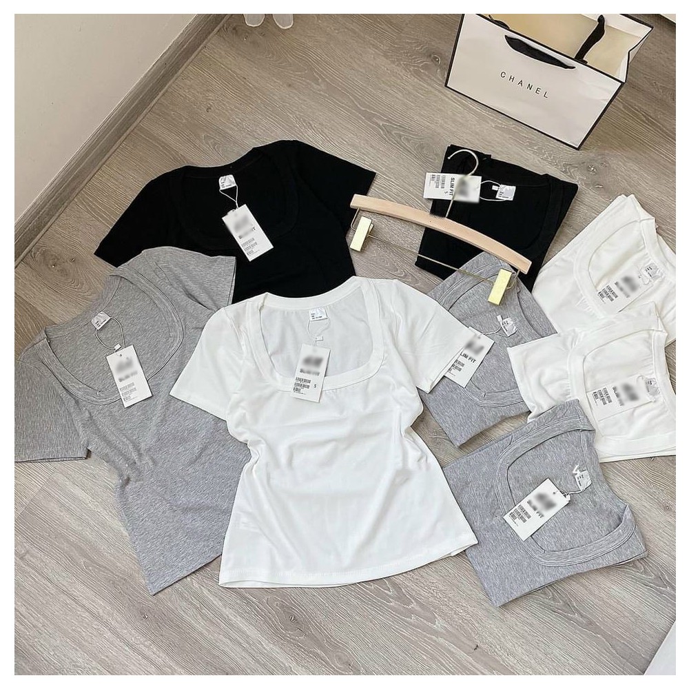 [Mã FAMARAL1 giảm 10K đơn 50K] Áo phông cộc tay nữ co dãn vải cotton xịn hút mồ hôi, form ôm, cổ U siêu xinh A1A04