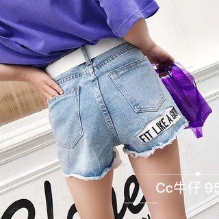 QUẦN ĐÙI JEANS RÁCH THỜI TRANG