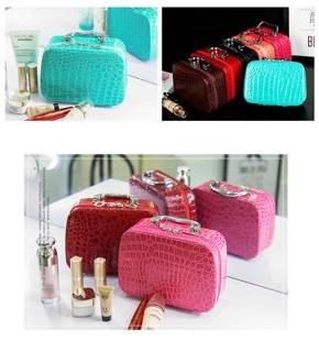 Cốp đựng mỹ phẩm mini tiện dụng