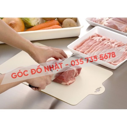 Thớt nhựa mỏng dẻo inomata (màu be) nội địa Nhật Bản