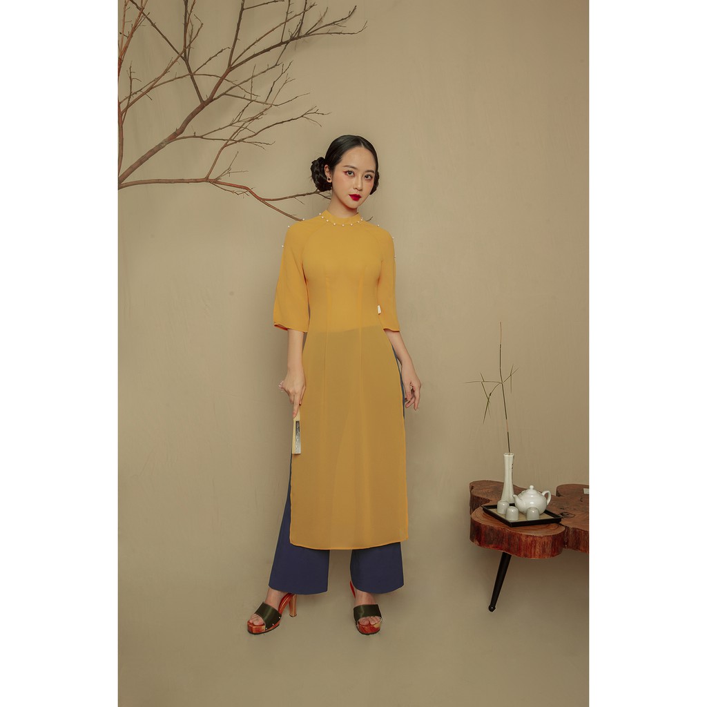 Áo dài cách tân tay xẻ VIENTRAN by Lamer V61A19Q053 (không kèm quần)