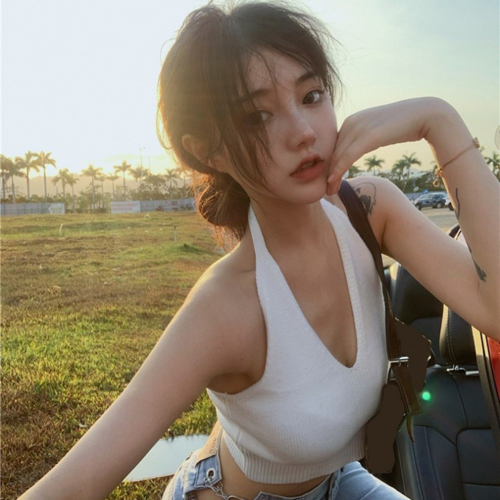 Áo croptop dệt kim sát nách thiết kế cổ chữ V thời trang hè cho nữ ATILA SHOP