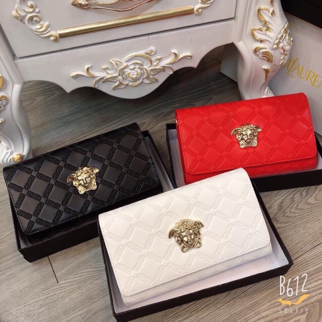 Clutch Versace trần ô size 22cm Hàng fullbox Kèm dây xích đeo chéo