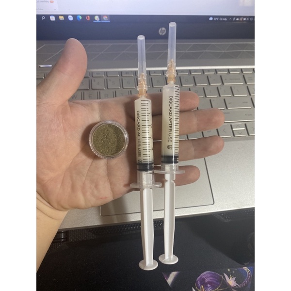 Pell da tảo ý tách sét  căng bóng,se khít lỗ chân lông, mờ thâm nám