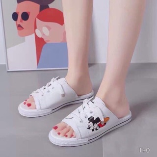Giày Sục trắng hình micky