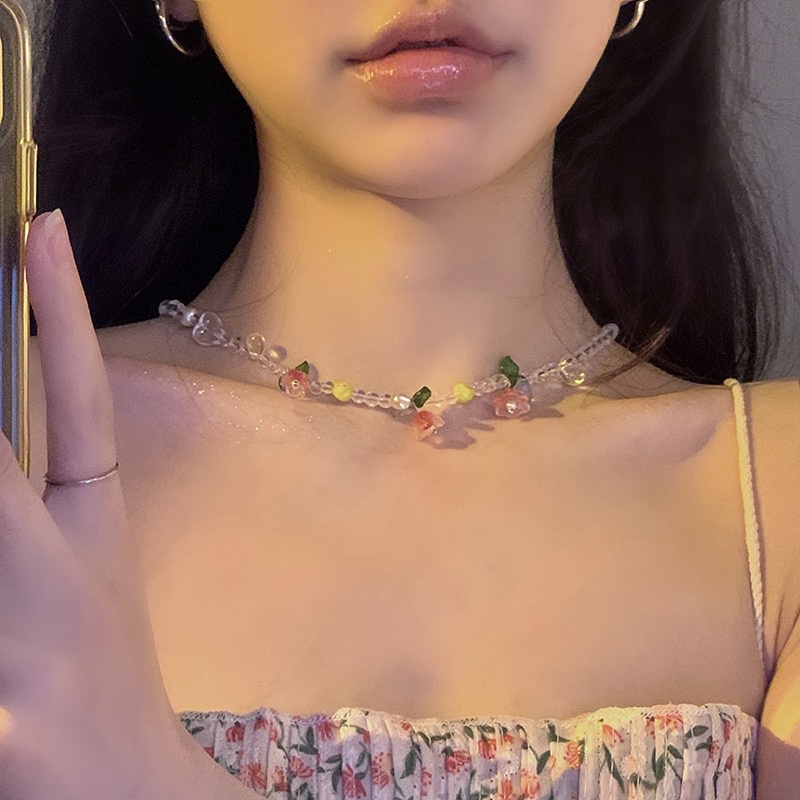 Vòng cổ hạt trong suốt hình hoa nhỏ