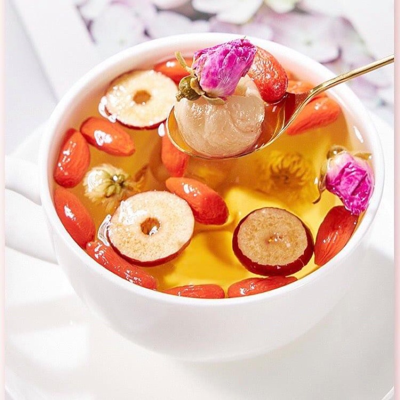 Hộp 1kg Táo đỏ sấy khô Hàn Quốc