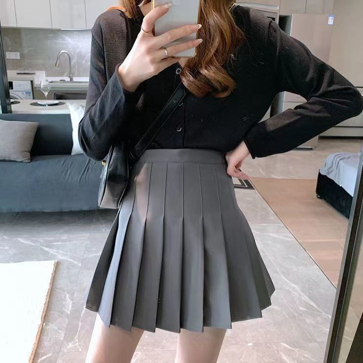Chân Váy Ngắn Màu Đen Lưng Cao Thiết Kế Xếp Ly Cỡ Lớn Thời Trang Trẻ Trung Cho Nữ