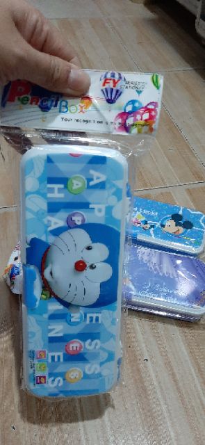Hộp đựng bút học sinh.hình thật.