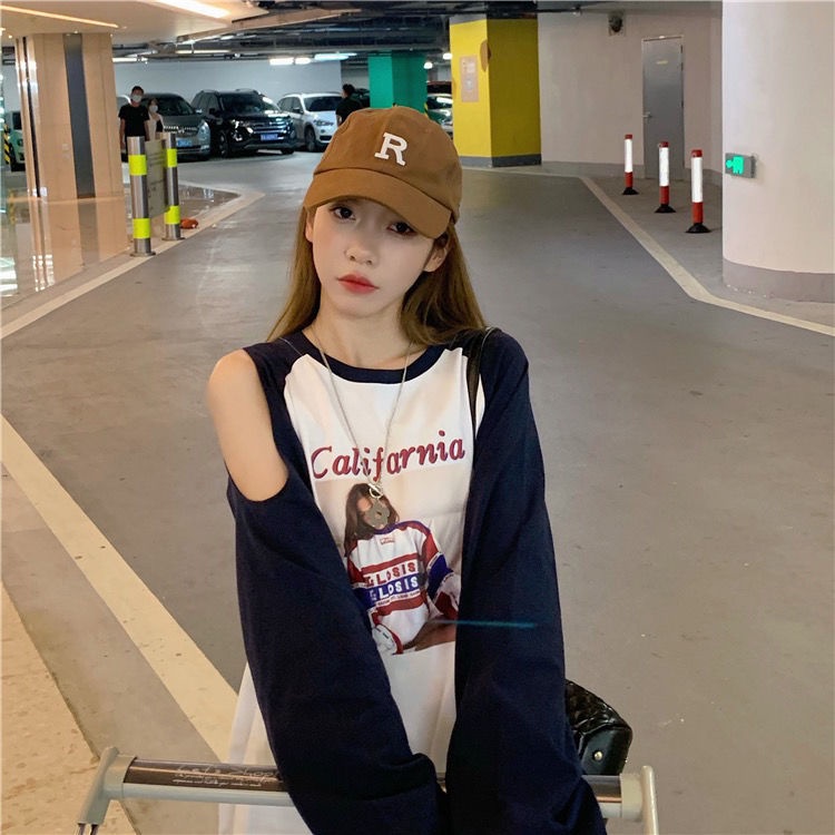 COZOK Áo Thun Tay Dài Trễ Vai Hoạ Tiết Chữ Thiết Kế Dáng Rộng Thoải Mái