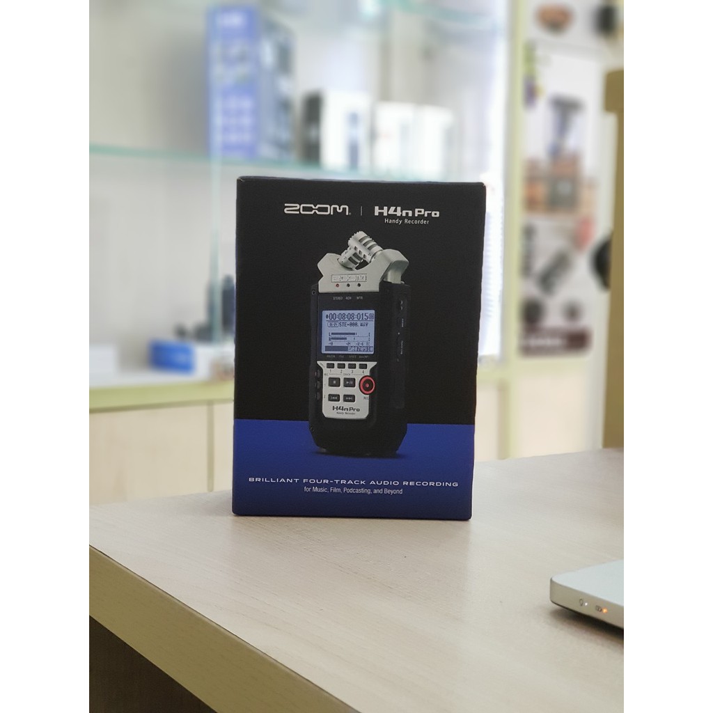 Máy ghi âm Zoom H4N PRO BLACK, hỗ trợ thẻ nhớ ngoài SDHC, ngõ vào âm thanh 4 kênh, ghi âm rõ ràng và chân thật | TECHMAR