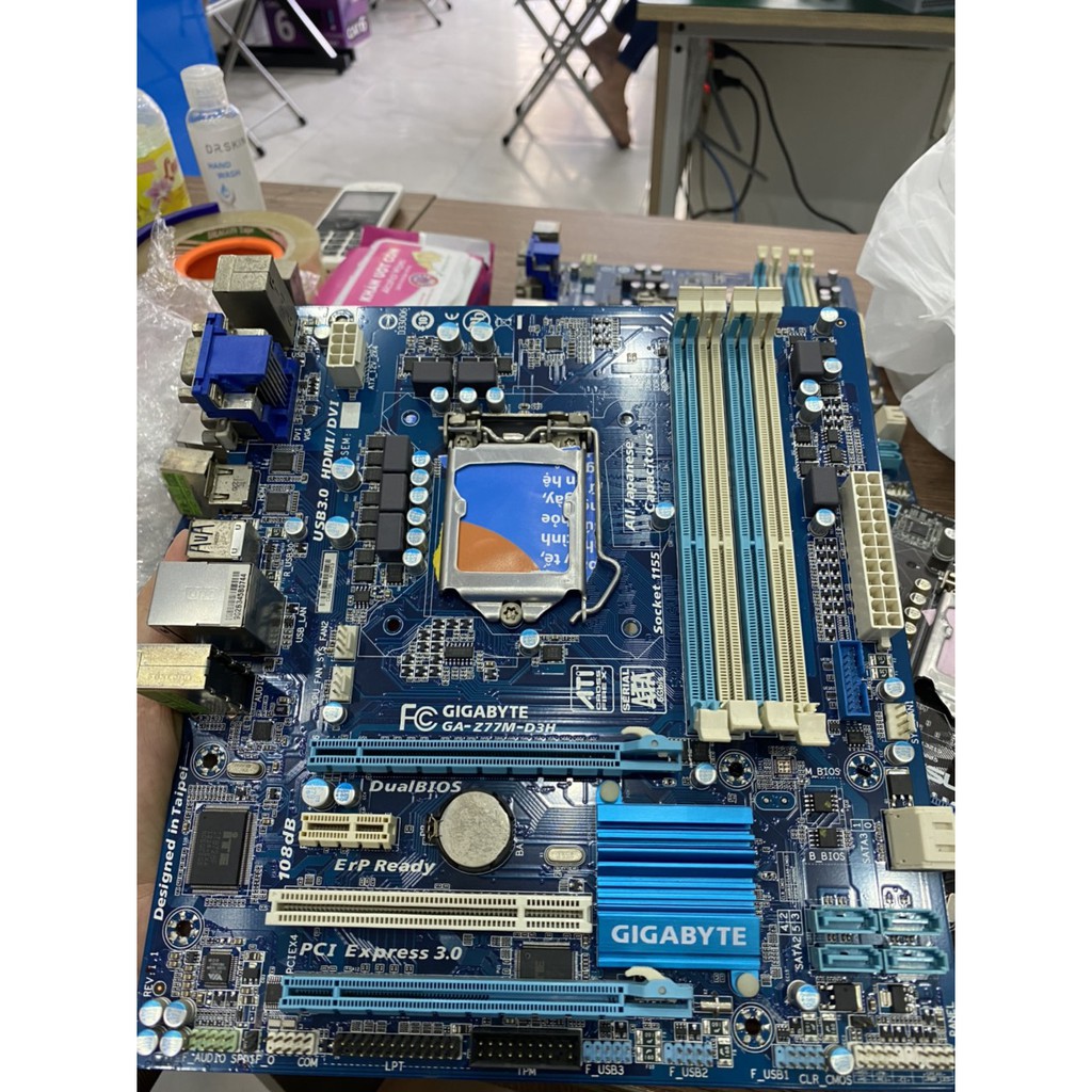 MAINBOARD GIGA Z77 -D3H 4 KHE RAM