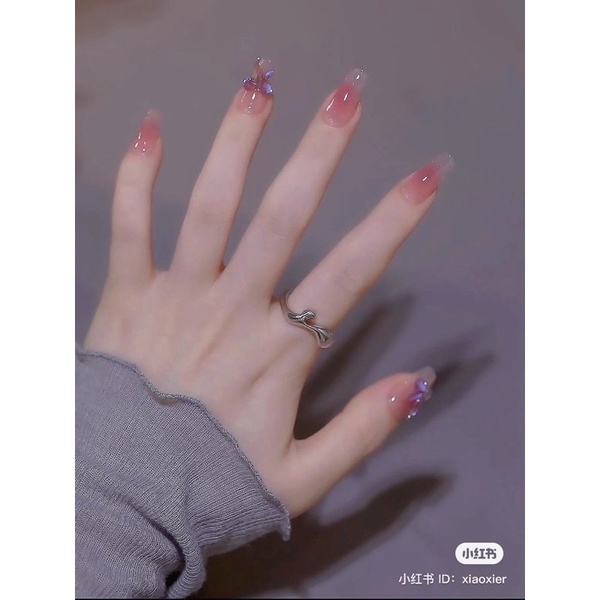 Nail box thiết kế hồng thạch đính nơ charm đá sang chảnh