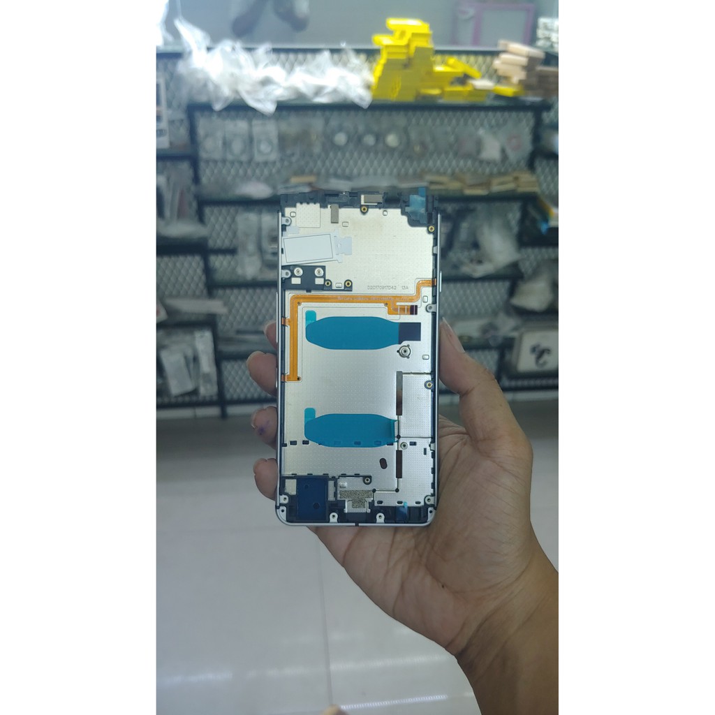 Khung sườn Benzen Blackberry Keyone zin chính hãng