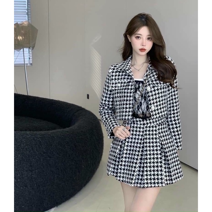 Set Dạ Kẻ Ziczac Chân Váy Xếp Li, Áo Dạ Cúc Ngọc Mix Chân Váy Dạ Quảng Châu, Set đồ xinh Hàn Quốc | BigBuy360 - bigbuy360.vn