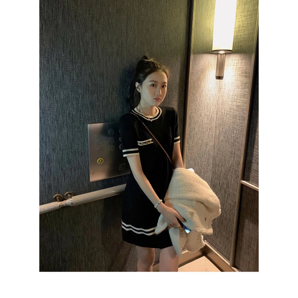 Đầm Dệt Kim Ngắn Tay Cổ Tròn Họa Tiết Kẻ Sọc Phong Cách Vintage Pháp