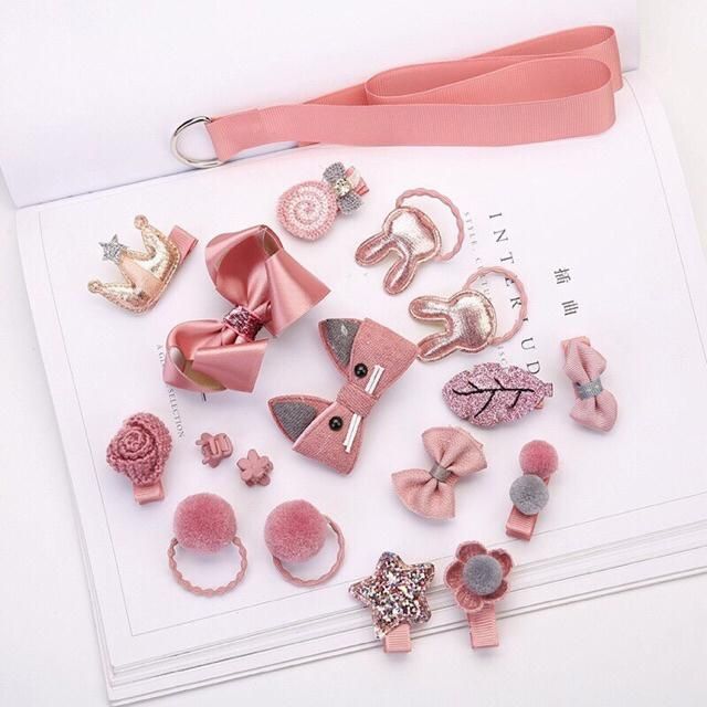 Phụ kiện cho bé gái