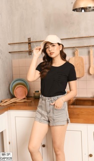 Áo thun nữ trơn cổ tròn