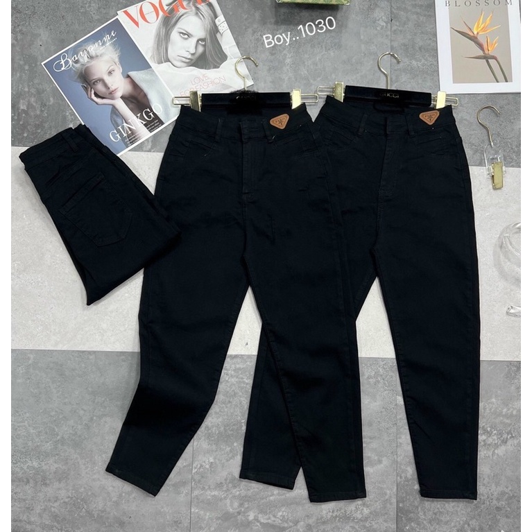 QUẦN JEANS  DÁNG BOYFRIEND NỮ MÀU ĐEN LỠ
