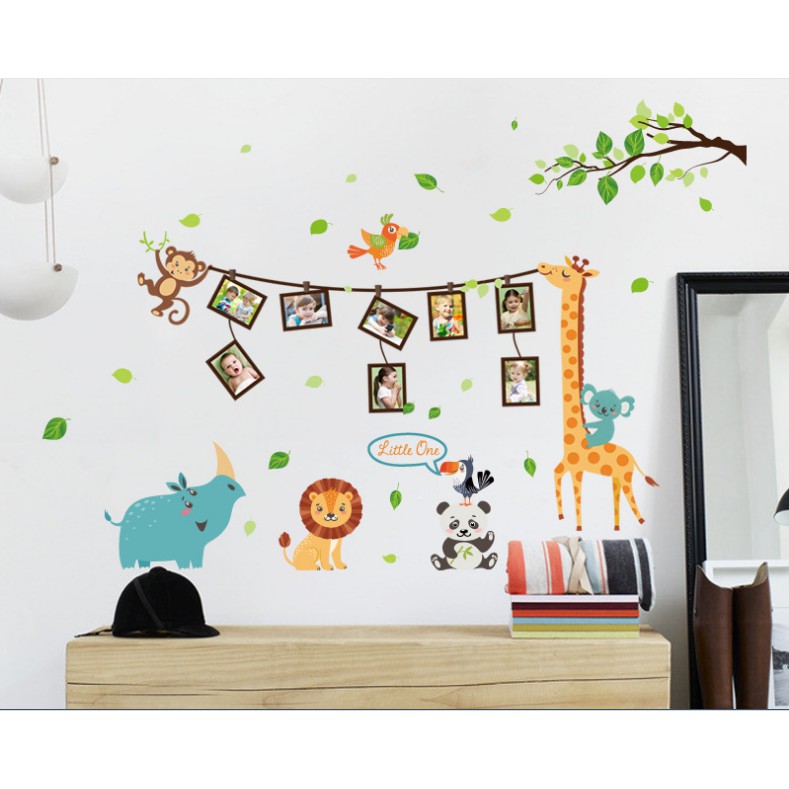 Decal trang trí tường Các Thú làm Dây leo treo ảnh