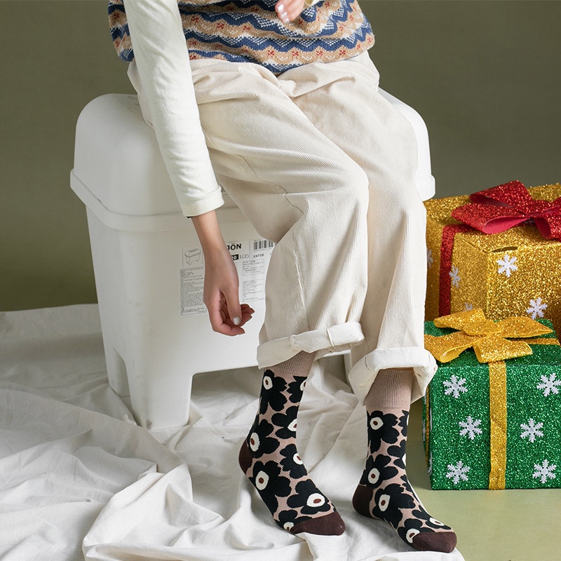 Vớ WAFNHA D104 vải cotton kiểu họa tiết hoa phong cách hyuna Hàn Quốc thời trang cổ điển