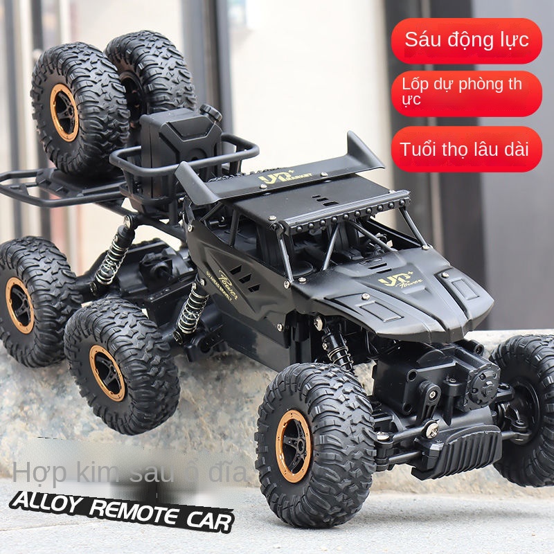 ✸Trẻ em hợp kim lớn xe địa hình bốn bánh lái xe điều khiển từ xa tốc độ cao đua xe chuyên nghiệp drift xe leo núi sạc đồ