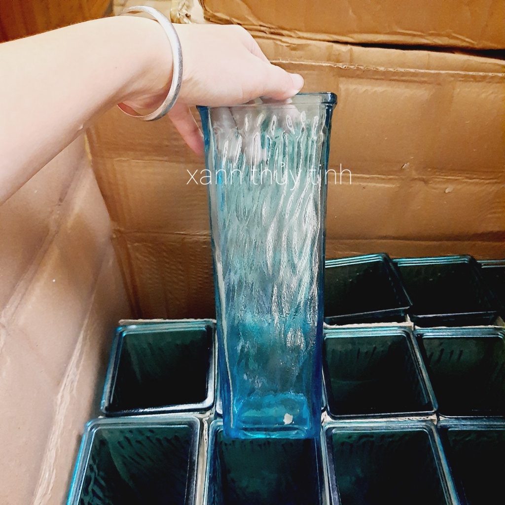 Lọ hoa vuông kiểu mới cao 25cm