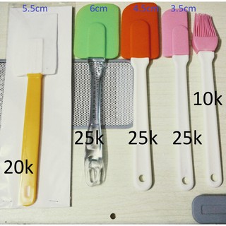 Combo 8 bay silicon vét nguyên liệu.