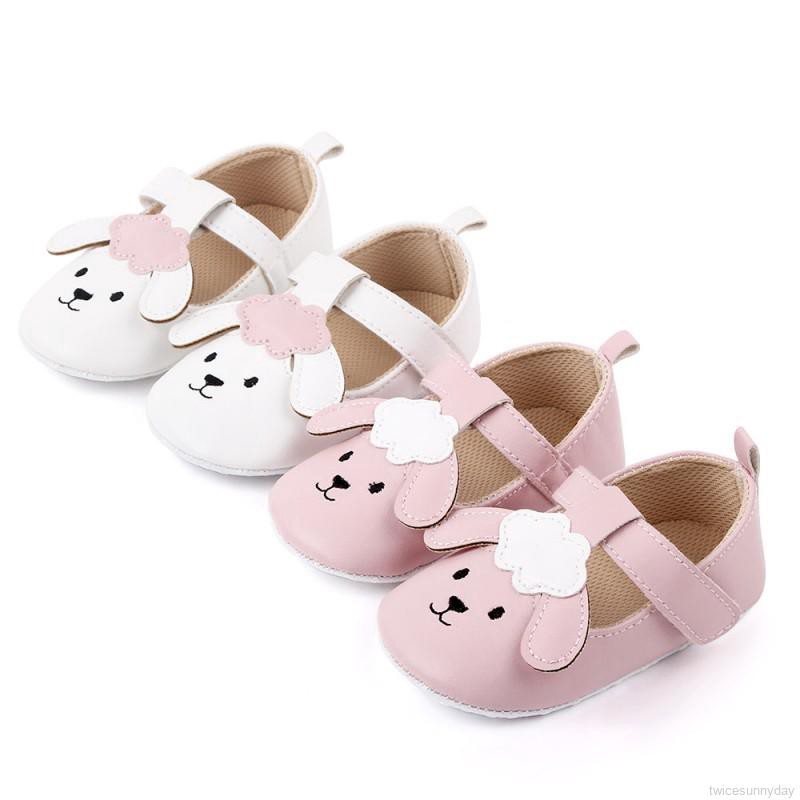 Giày đế mềm chống trượt họa tiết dễ thương cho bé gái