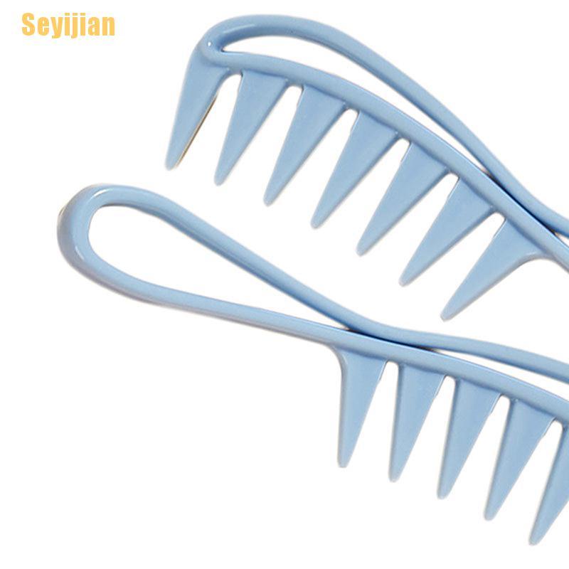 Lược Nhựa Chải Tóc Xoăn Hình Cá Mập Chuyên Dụng Cho Salon