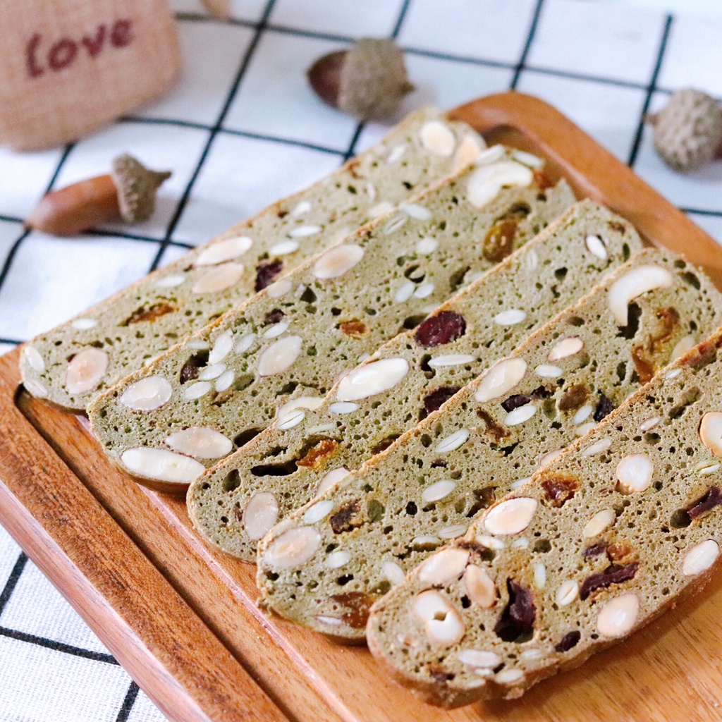 Bánh Biscotti ( Hoàn toàn từ bột mì nguyên cám)