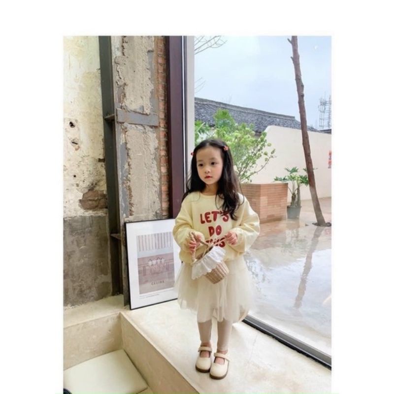 SET BÉ GÁI ÁO IN CHŨE ĐỎ KÈM CHÂN VÁY REN