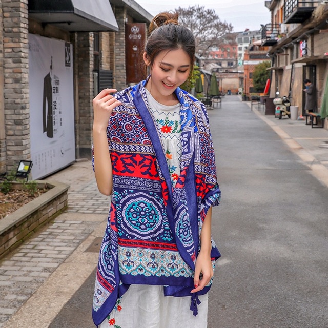 Khăn choàng boho họa tiết xanh thổ cẩm - Mã VS035
