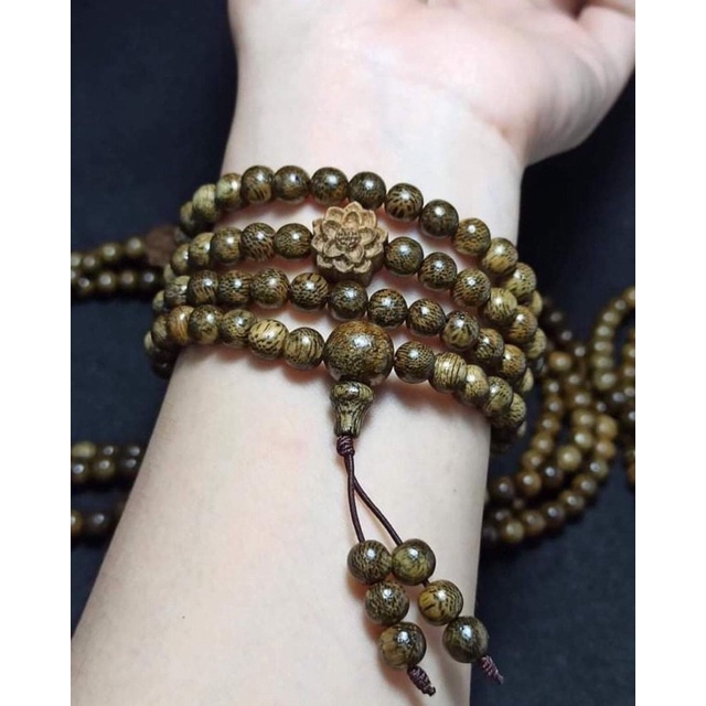 Vòng trầm hương