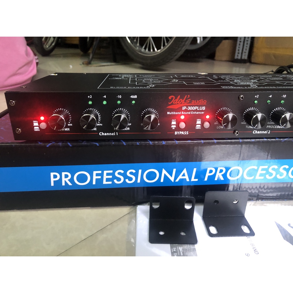 Máy nâng tiếng karaoke Idol 300plus mẫu mới