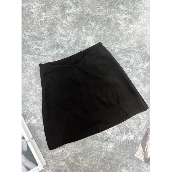 Chân Váy Eo Chữ V Xẻ Đùi Cá Tính V17