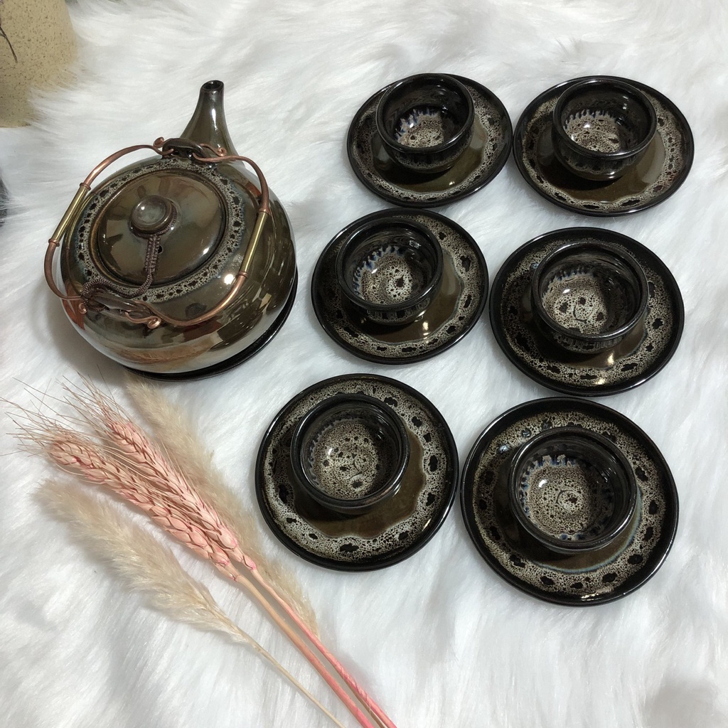 Bộ Ấm chén tách trà hỏa biến Bát tràng  mầu VÀNG ĐỒNG ấm GIANG TÂY vẽ DA BÁO trong lòng gốm cam kết hàng chuẩn