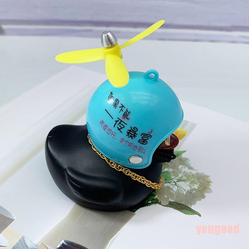 Vịt Đen Đội Mũ Bảo Hiểm Dễ Thương Trang Trí Xe Đạp / Xe Máy / Xe Hơi