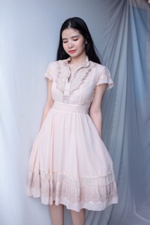 Áo kiểu xẻ tà, đầm Nhật