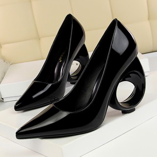 Bigsale giày cao gót đế vòng tròn - lẻ size- da phủ bóng 9cm